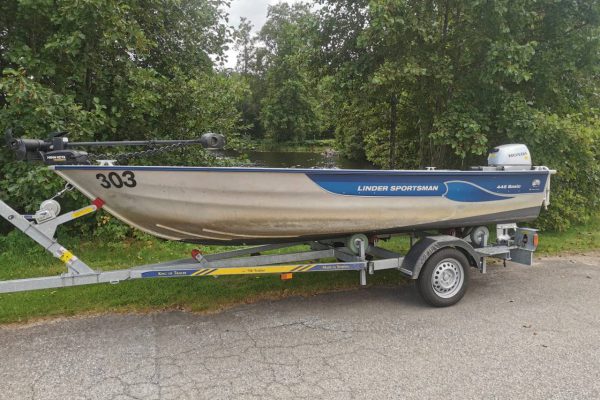 Bootsvermietung Småland – Linder Sportsman auf dem Trailer
